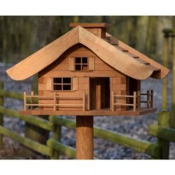 Vogelfutterhaus Almhütte Mit Liebevollen Details, Inkl. Ständer, FSC®, Ca. 56 X 46 X 35,5 Cm -Biohort Garten Geschaft 0910101340 Vogelfutterhaus Almhuette inkl Staender FSCca56x46x35 5cm 5 60496