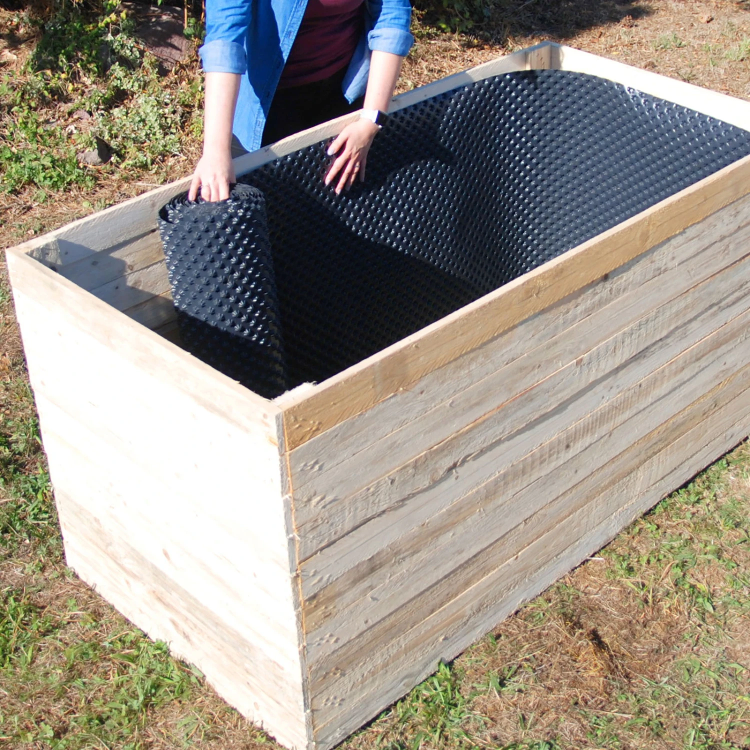 Noppenfolie Für Hochbeet, Schwarz, 0,9 X 650 Cm 4 Noppenfolie Für Hochbeet, Schwarz, 0,9 X 650 Cm – Bild 2