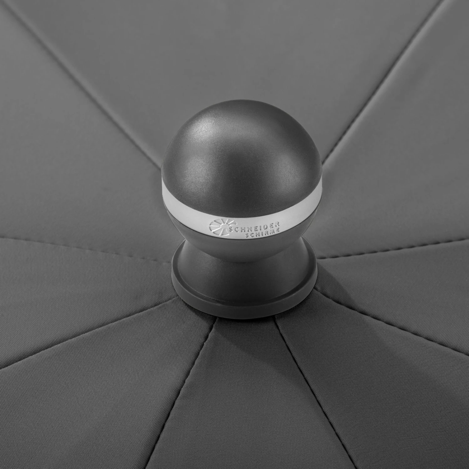 Sonnenschirm 'Locarno', Ø 220 Cm 13 Sonnenschirm 'Locarno', Ø 220 Cm – Bild 11